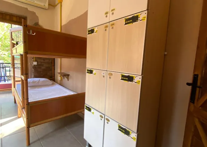 Berlin Street Hostel